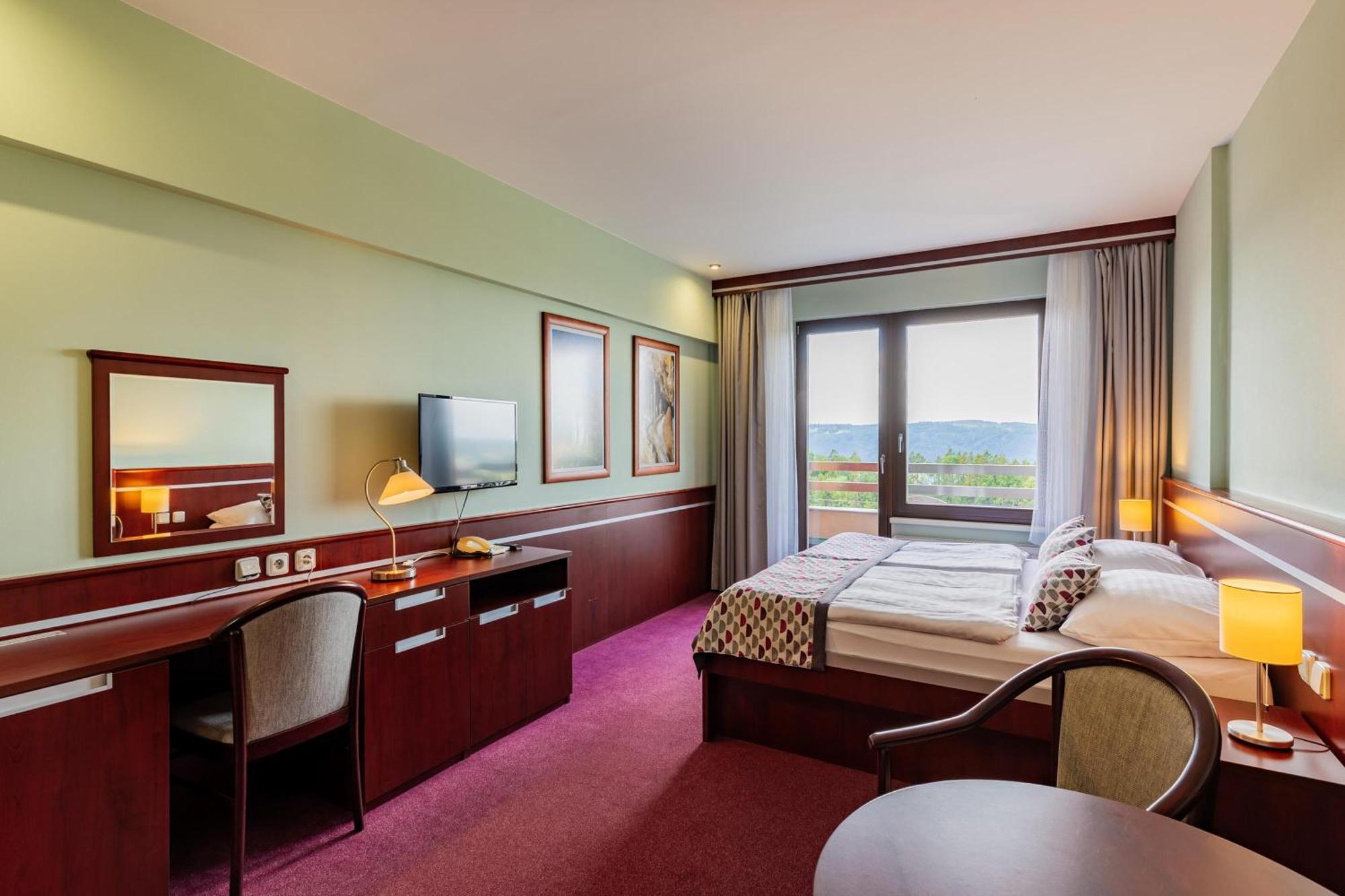 Orea Resort Panorama Moravsky Kras Blansko Kültér fotó